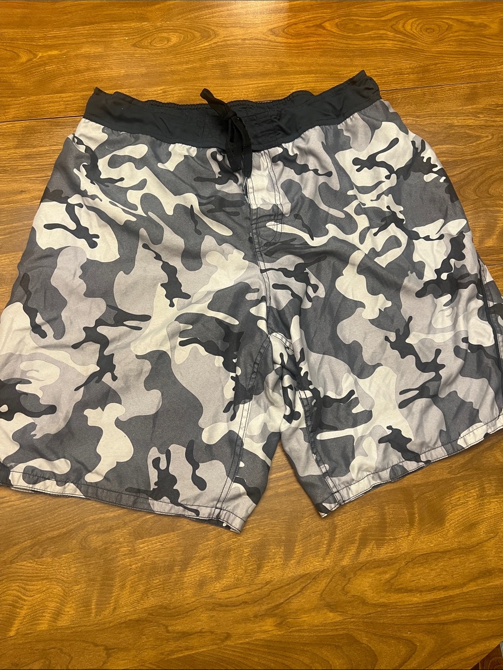 OP Men's Camouflage Swim Shorts in Black & Gray with drawstring size XL camo